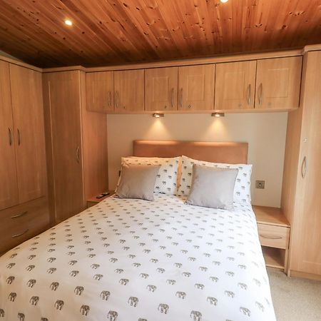 Esthwaite Lodge Уиндермир Экстерьер фото