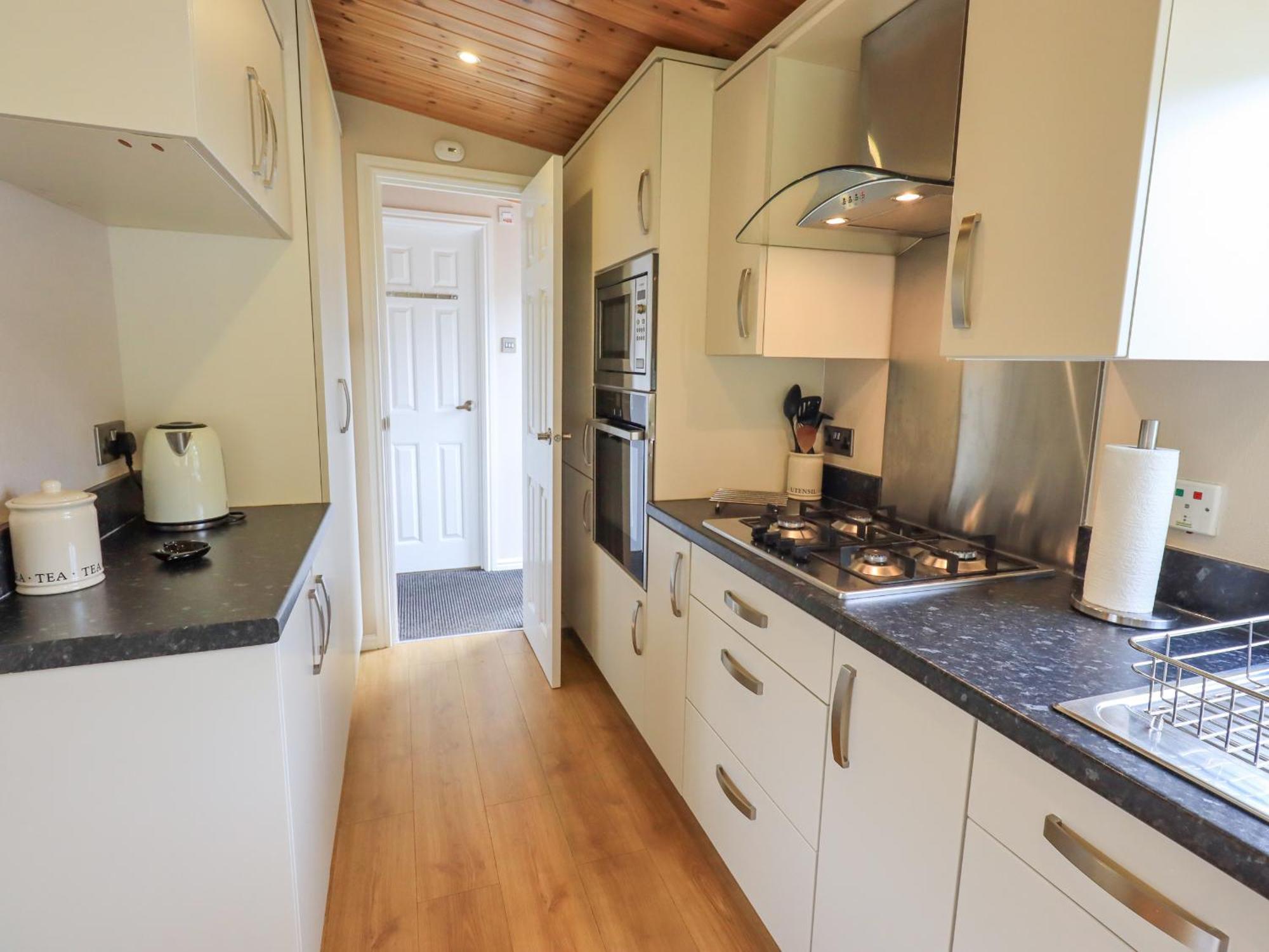 Esthwaite Lodge Уиндермир Экстерьер фото