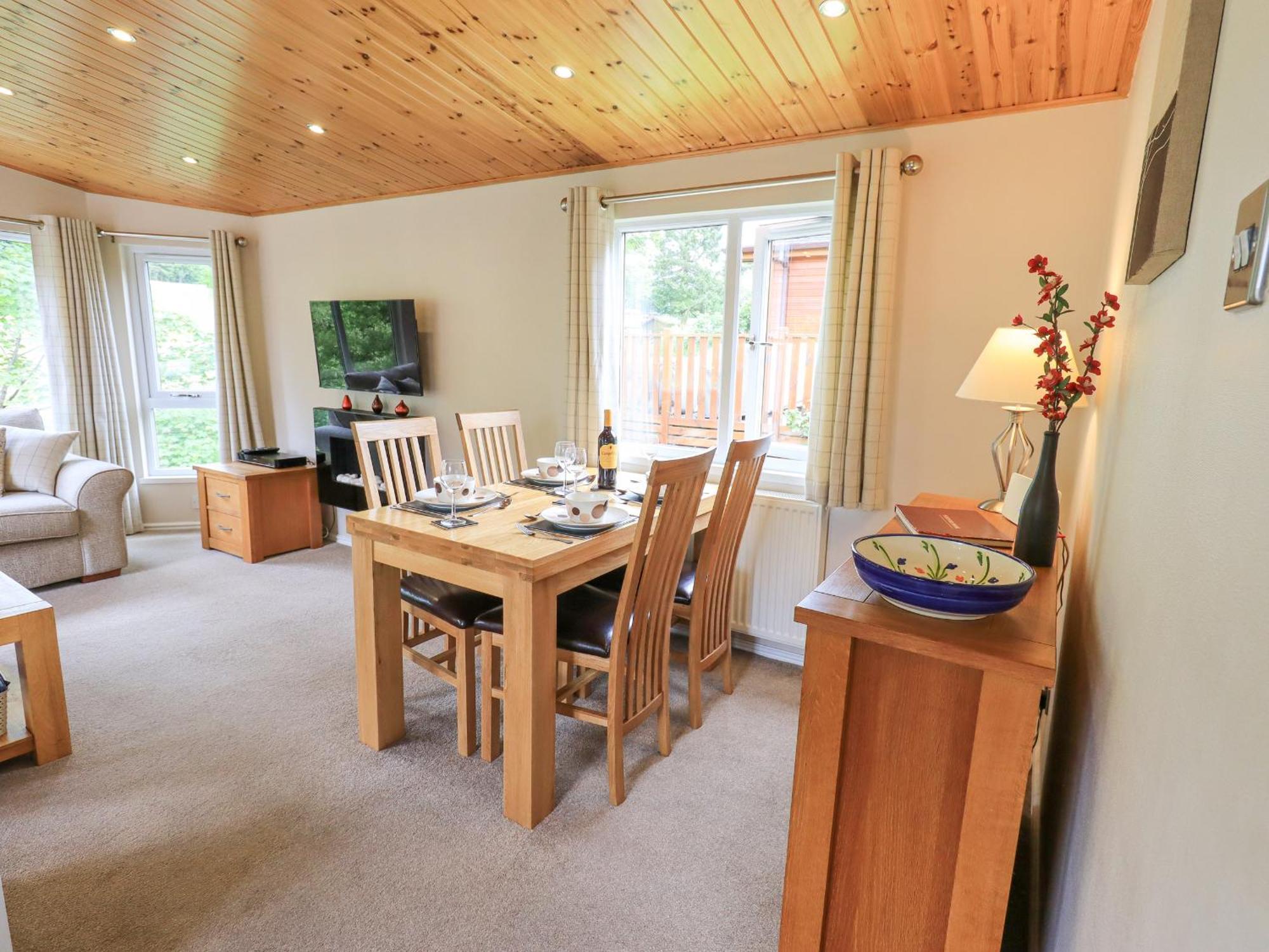 Esthwaite Lodge Уиндермир Экстерьер фото